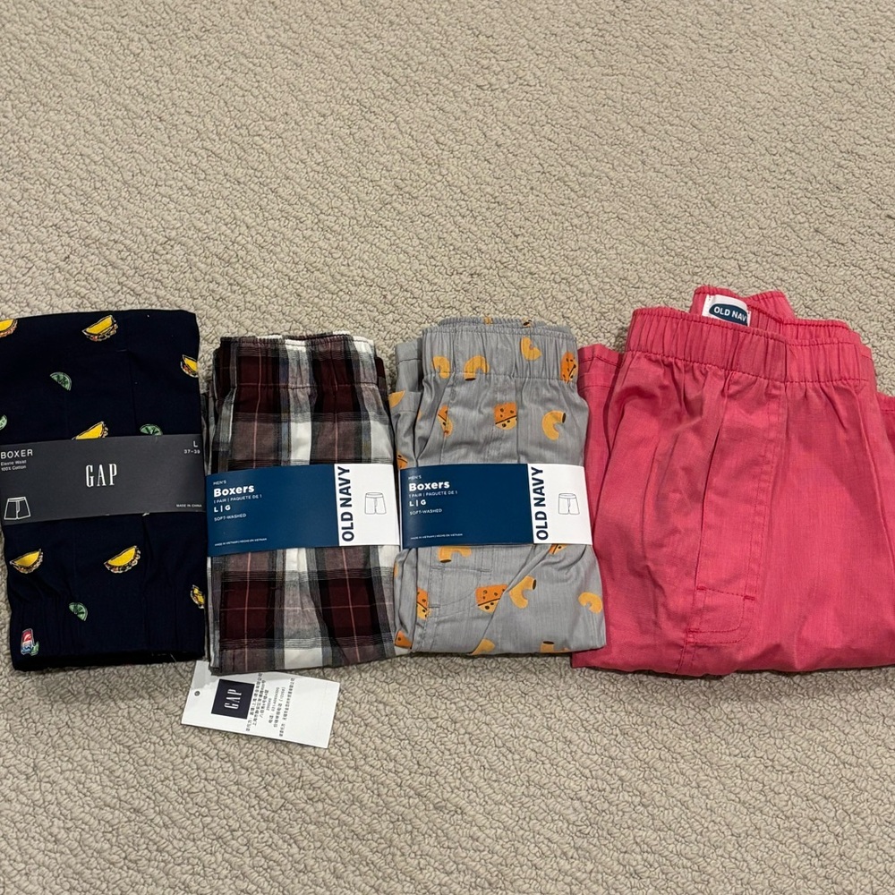 GAP Old Navy NWT Boxers Large 4 pairs
